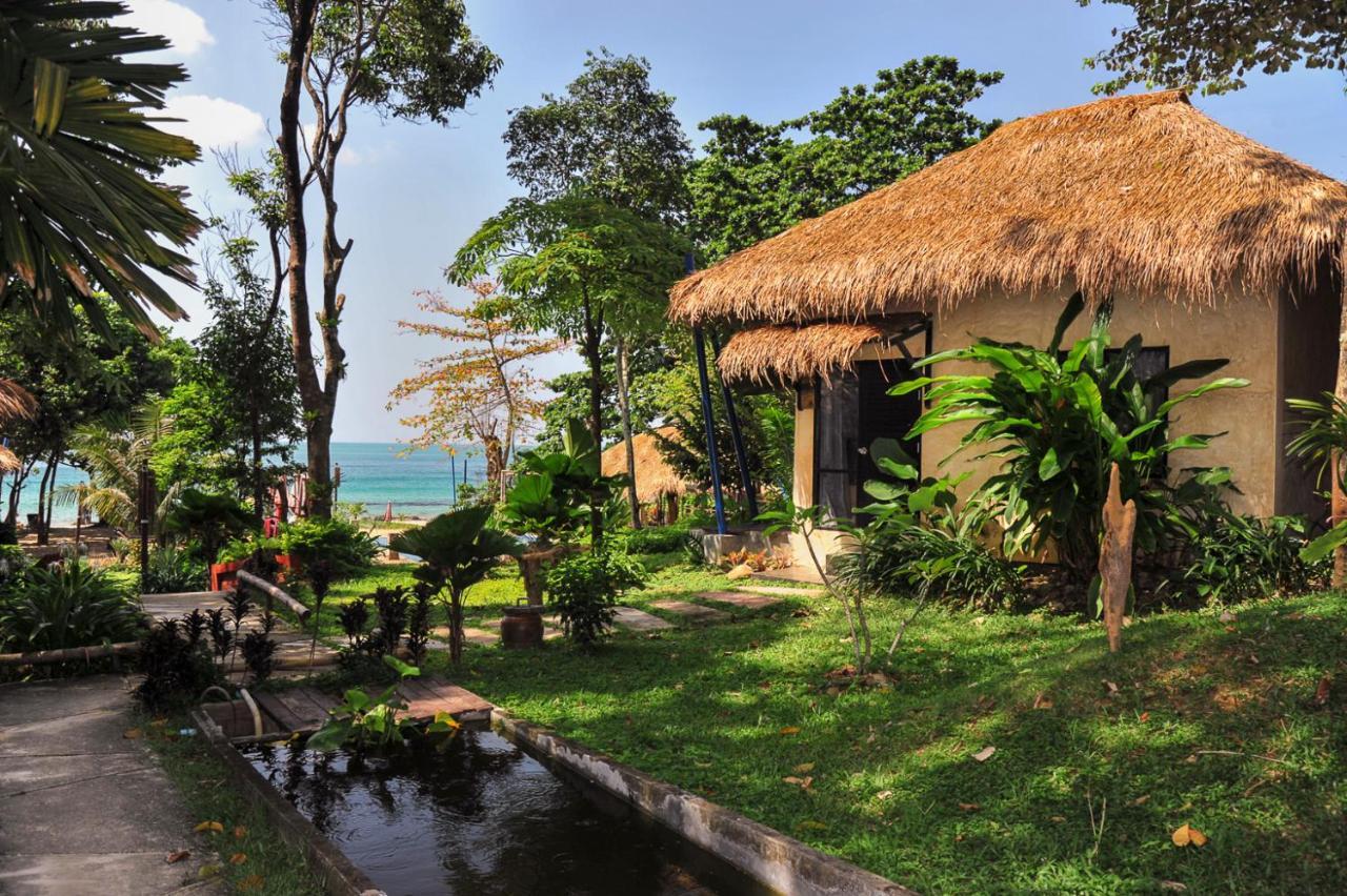 Deluxe Bungalow with Garden View,1031438713:JPEG