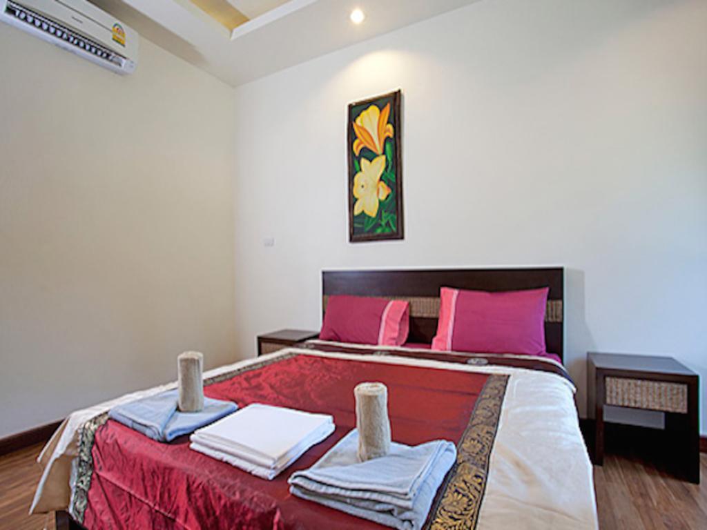 Beachfront Apartment - 4 Bedroom (Upper floor)