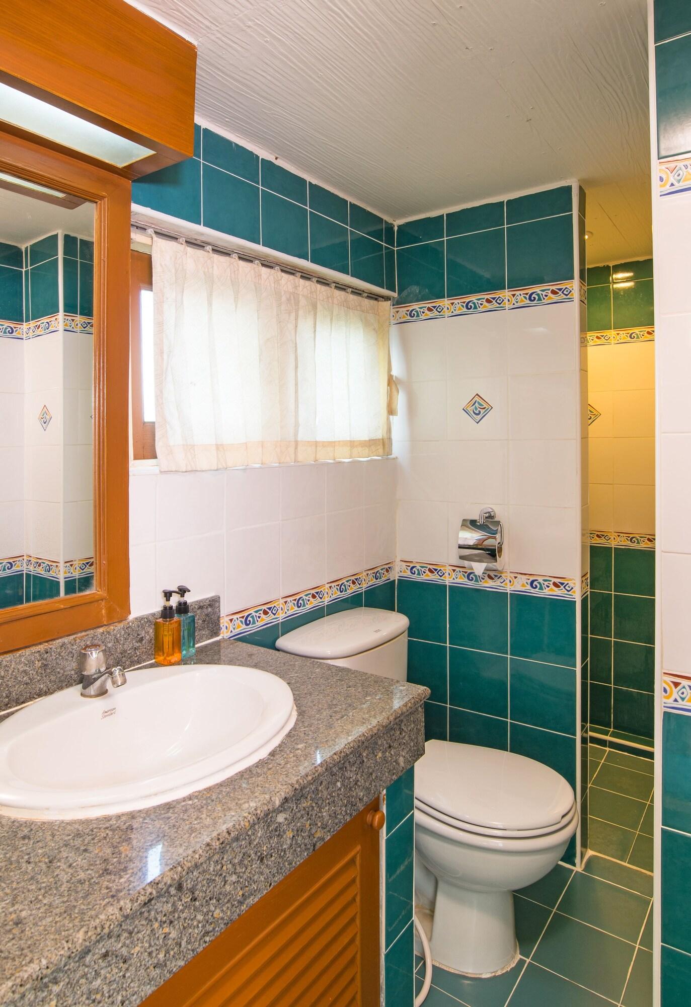 Deluxe Double Room with Sea View,1215753295:JPEG
