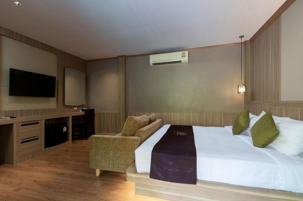 Camera Familiare con 2 Camere da Letto (3 Adulti)