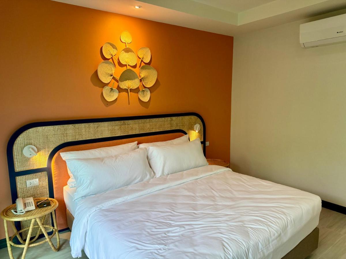 Deluxe Double or Twin Room Garden View