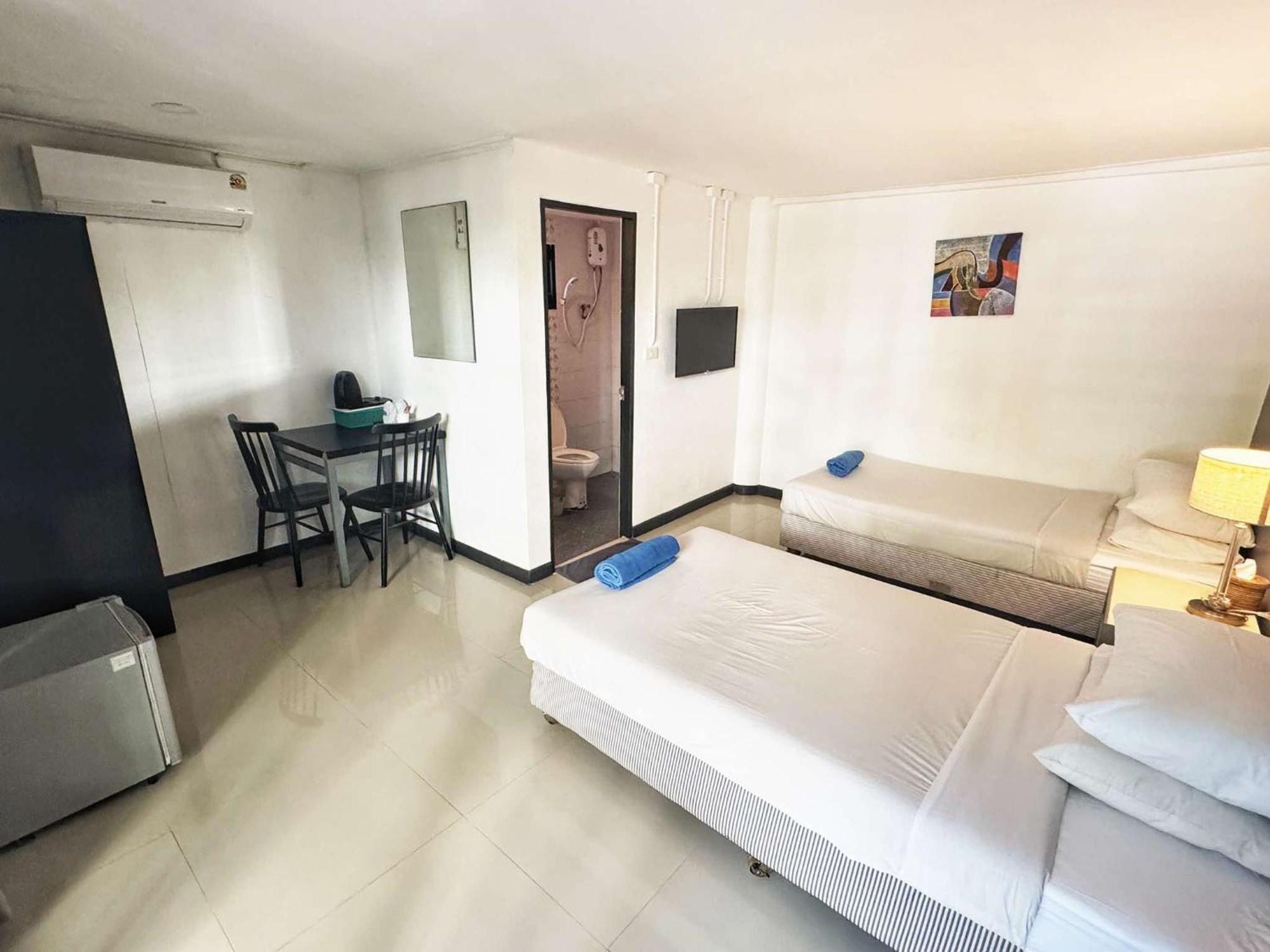 Budget Twin Room