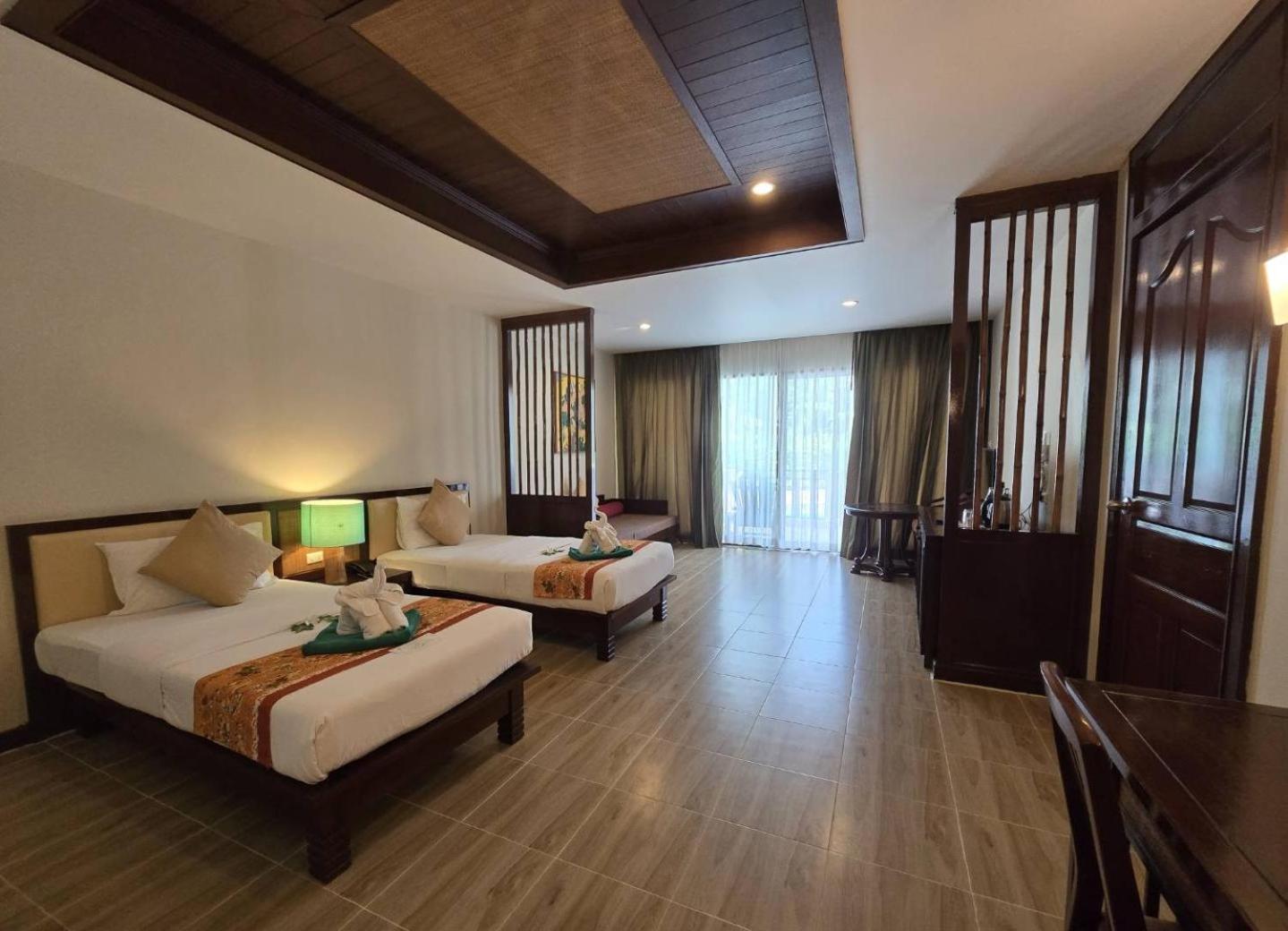 Twin Room Pool View