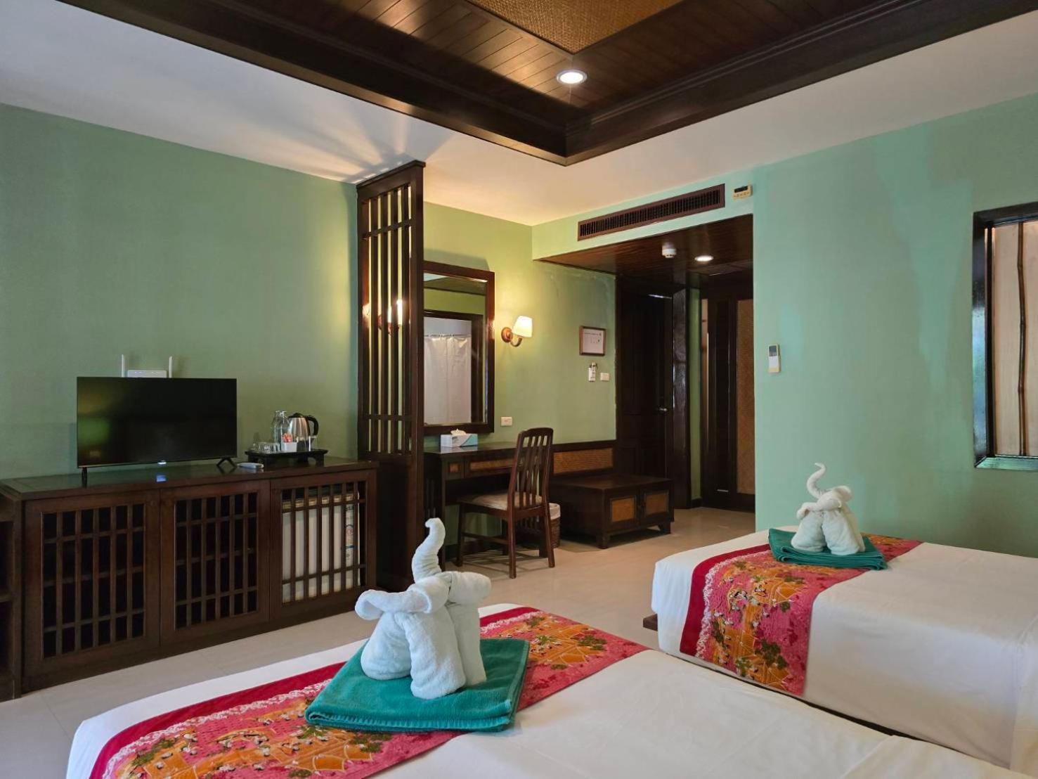 Deluxe Twin Room
