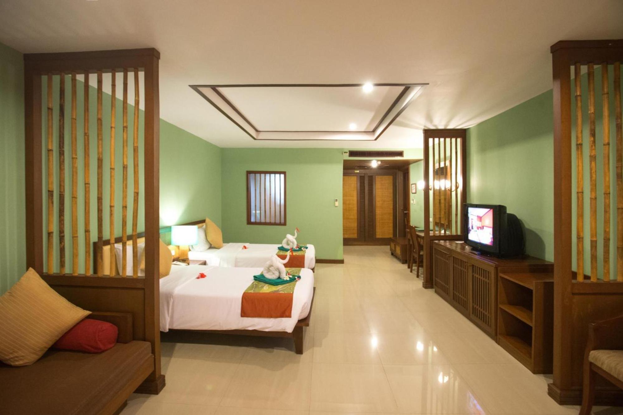 Deluxe Twin Room