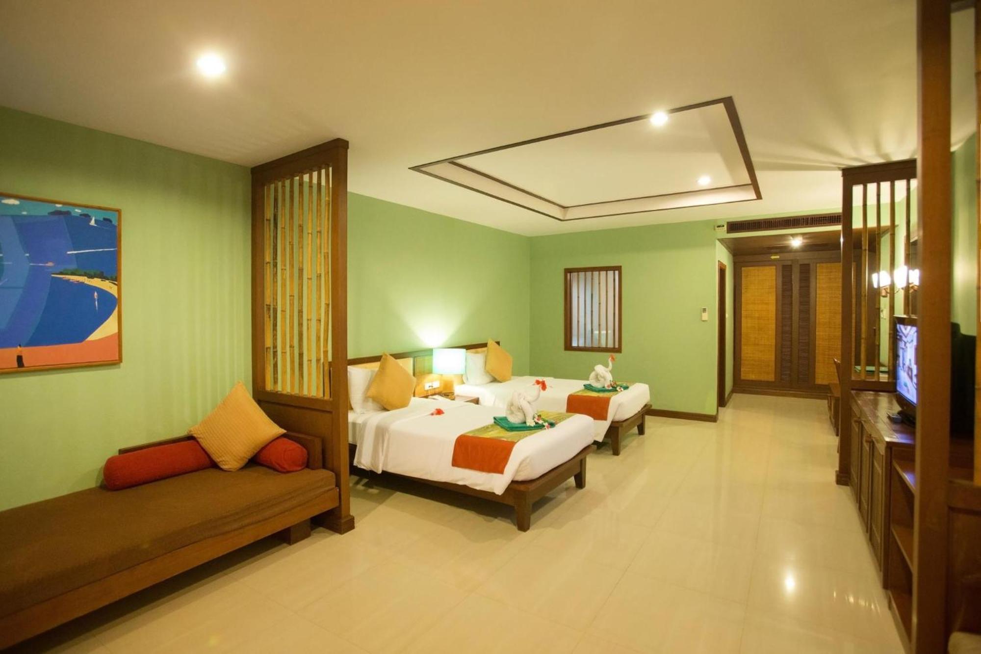 Deluxe Twin Room
