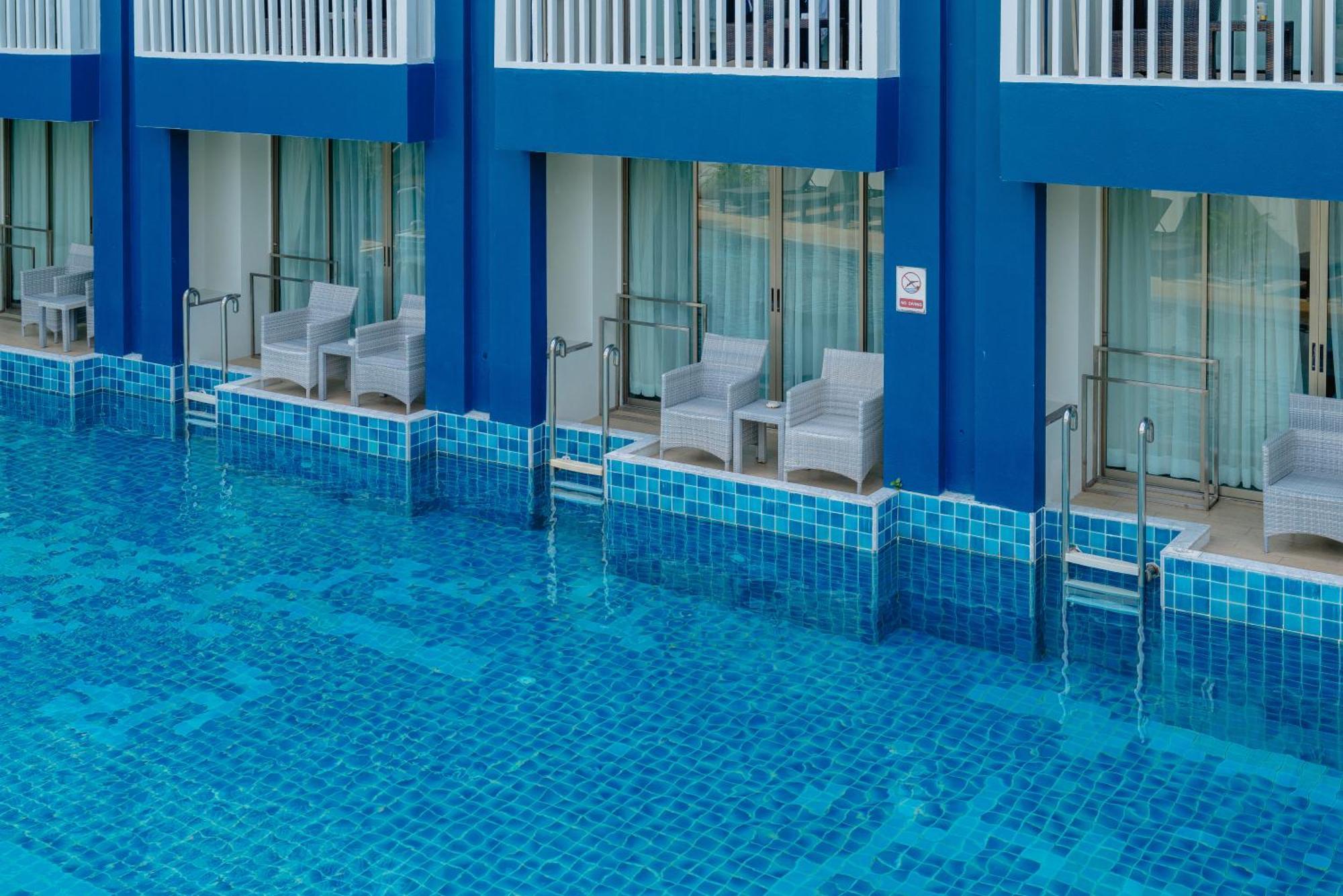 Quarto Duplo Deluxe com Acesso à Piscina