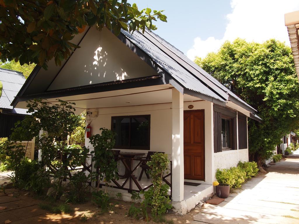 Standard Bungalow with Double Bed