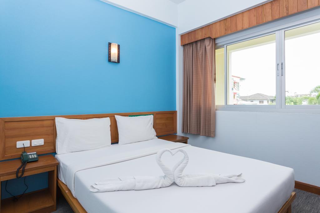 Oferta Especial - Quarto Standard com Cama de Casal ou 2 de Solteiro