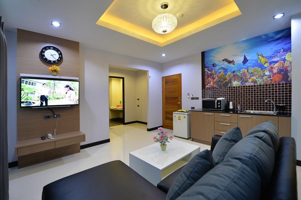 Deluxe Suite,437151453:JPEG