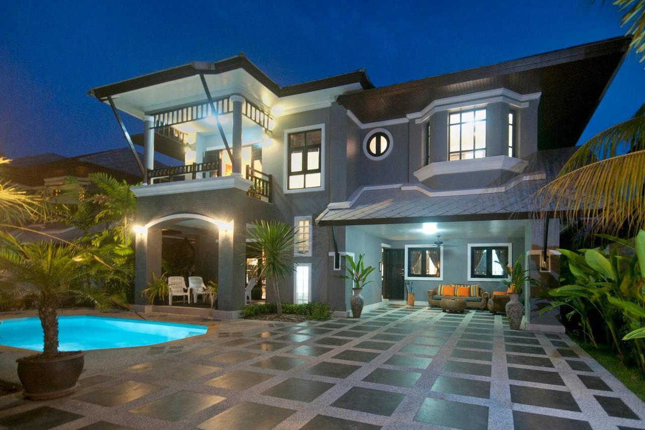 Three-Bedroom Villa,769343269:JPEG