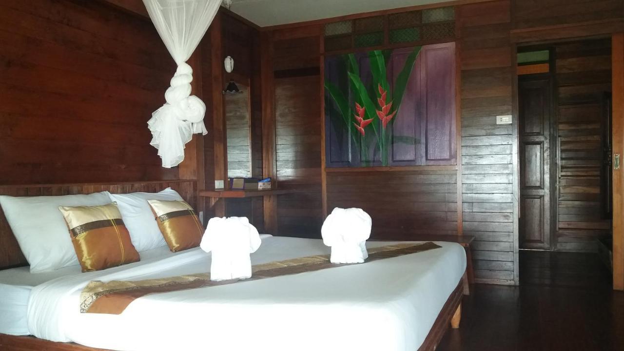 Bungalow Beach Front
