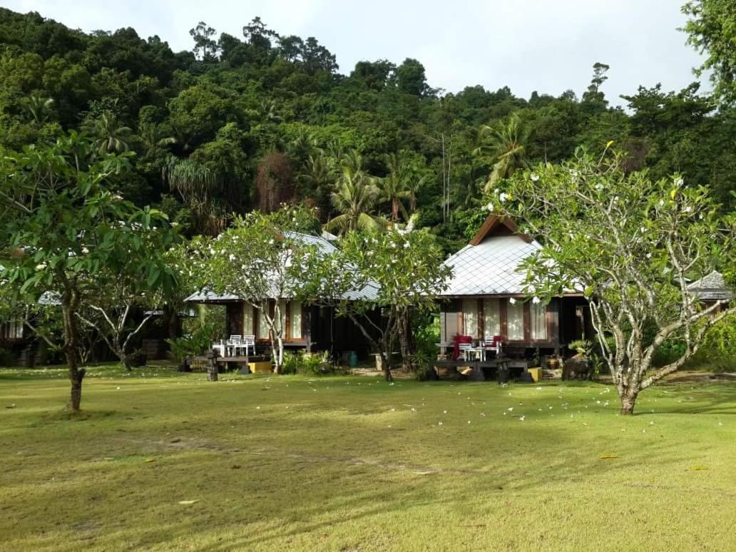 Bungalow Beach Front