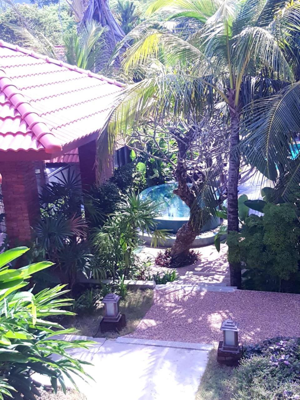 Deluxe Doppelzimmer am Pool
