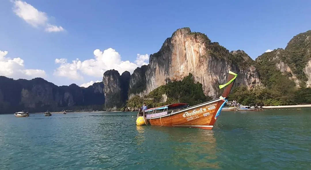 Croisiere Sur Voilier Dans La Baie De Phang Nga-1
