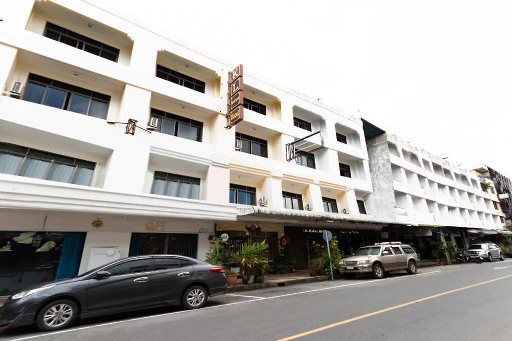 Oyo 1118 K L Boutique Hotel-1