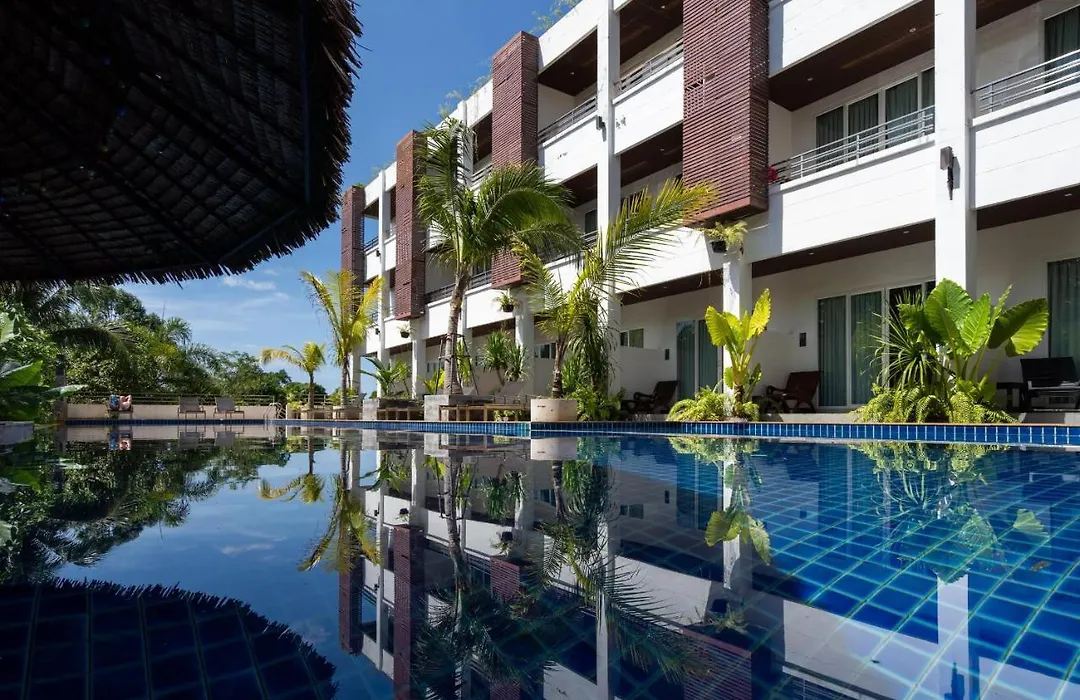 1Br Poolside Apartment, Long Beach, Lanta Sport Resort 104-1