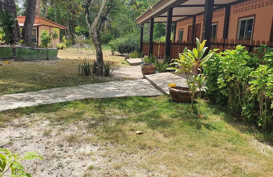 Koh Ngai Kaimuk Thong Resort-1