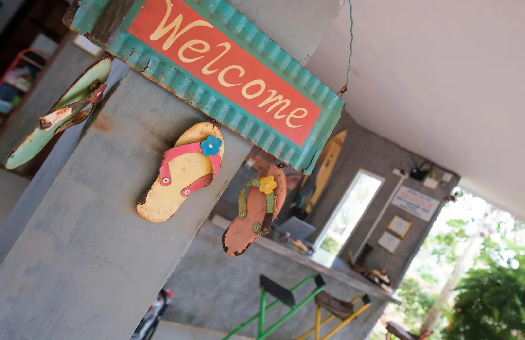 Enda Lanta Bungalows-1