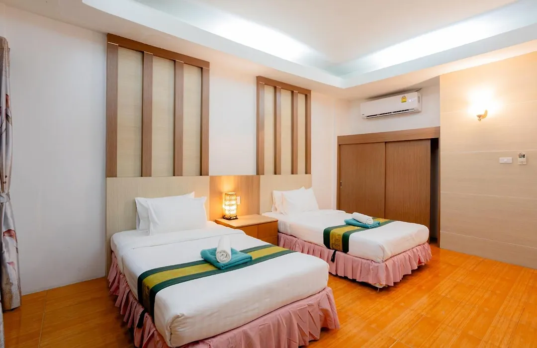 Tonsai Bay Resort-1