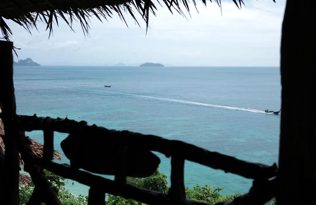 Phi Phi Relax Beach Resort-1
