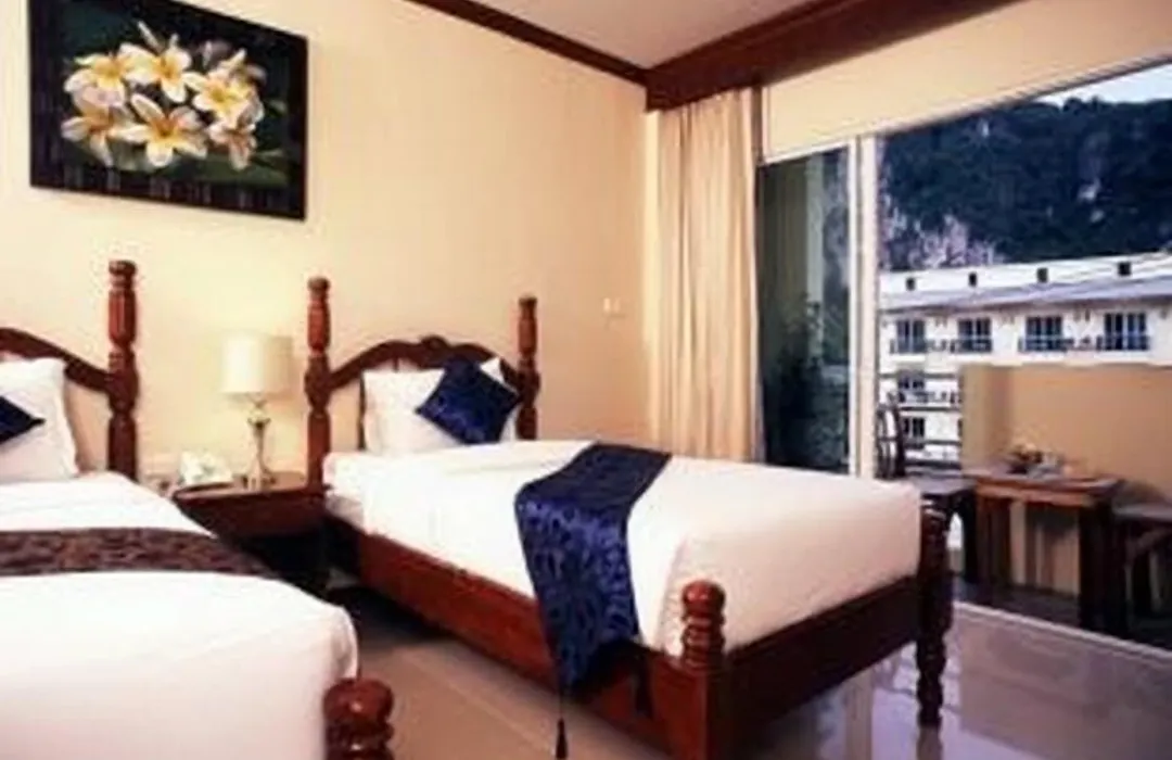 Pranang Flora House-1