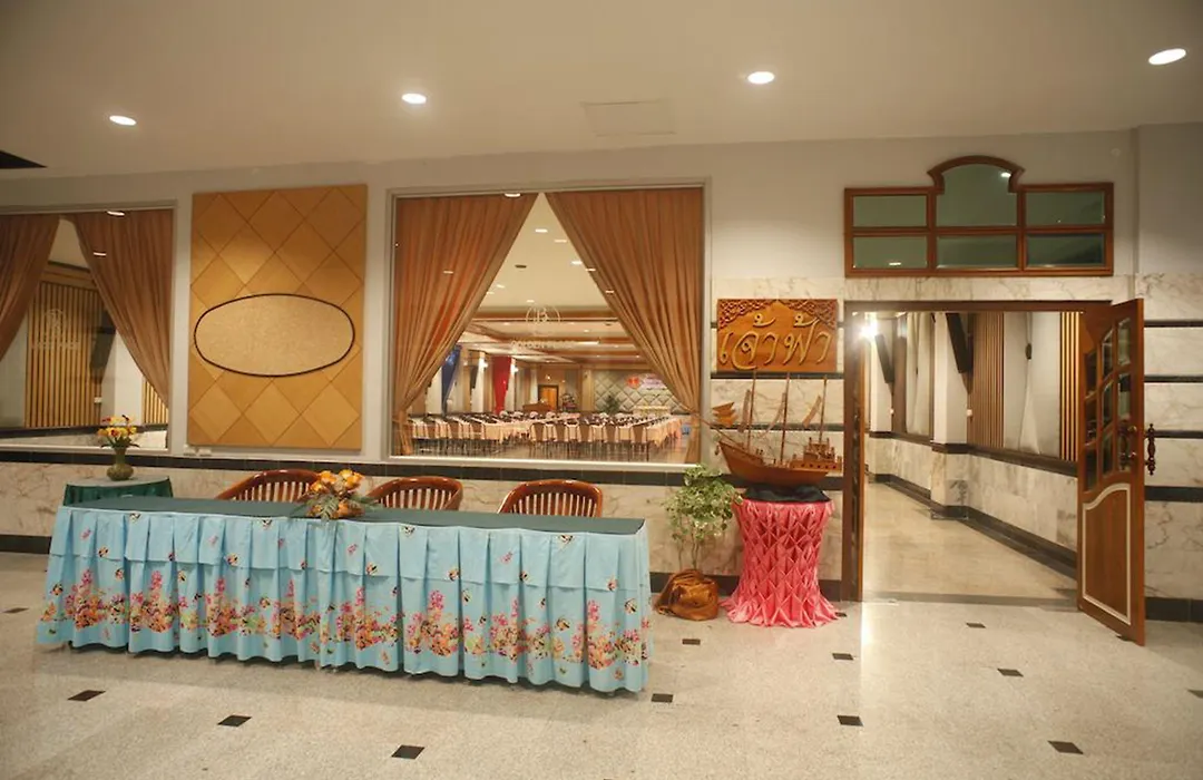 Boon Siam Hotel-1