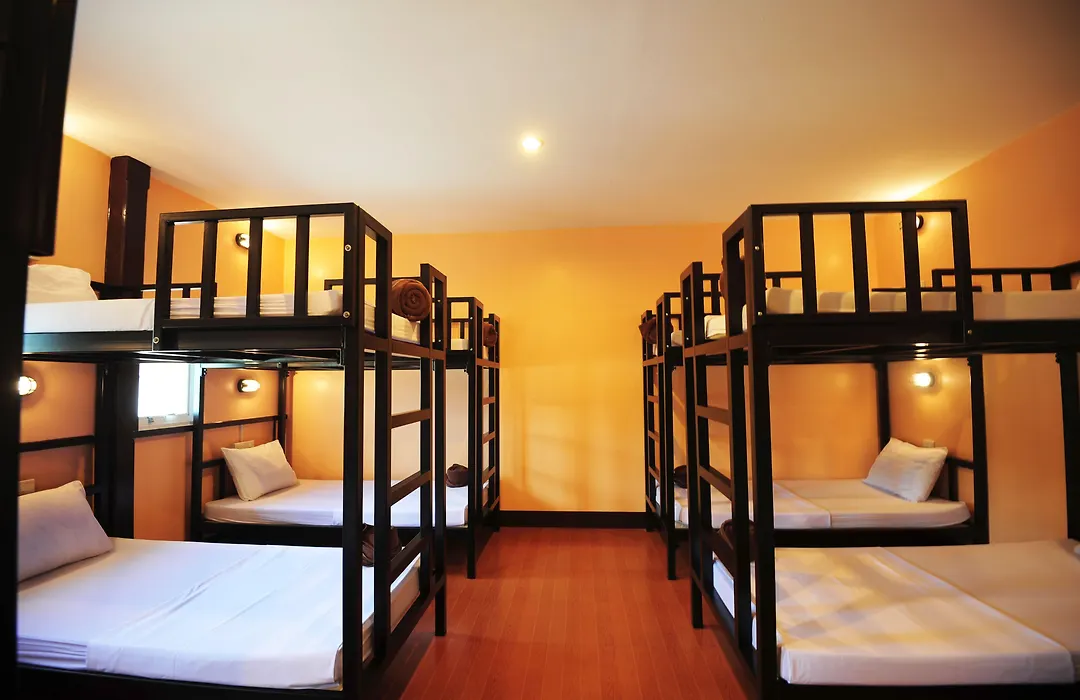Twin Palms Hostel Phi Phi-1
