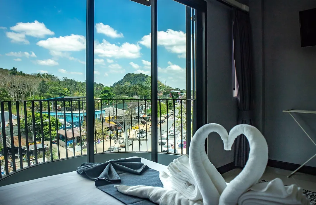The Moon Night Ao Nang Hotel-1
