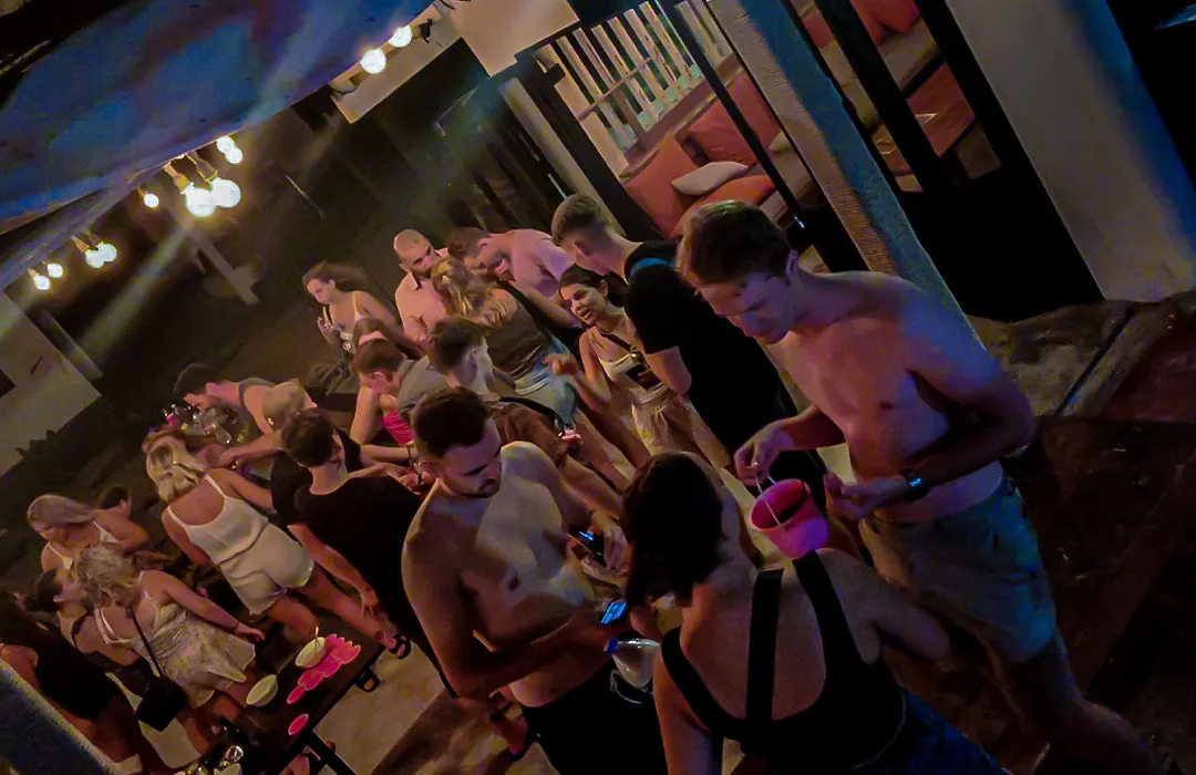 Slumber Party Hostel Krabi Beach-1