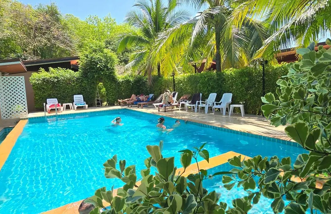 Baan Suan Rim Klong Resort-1