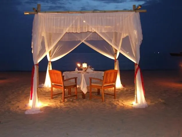 Lanta White Sand Beach Guesthouse-1