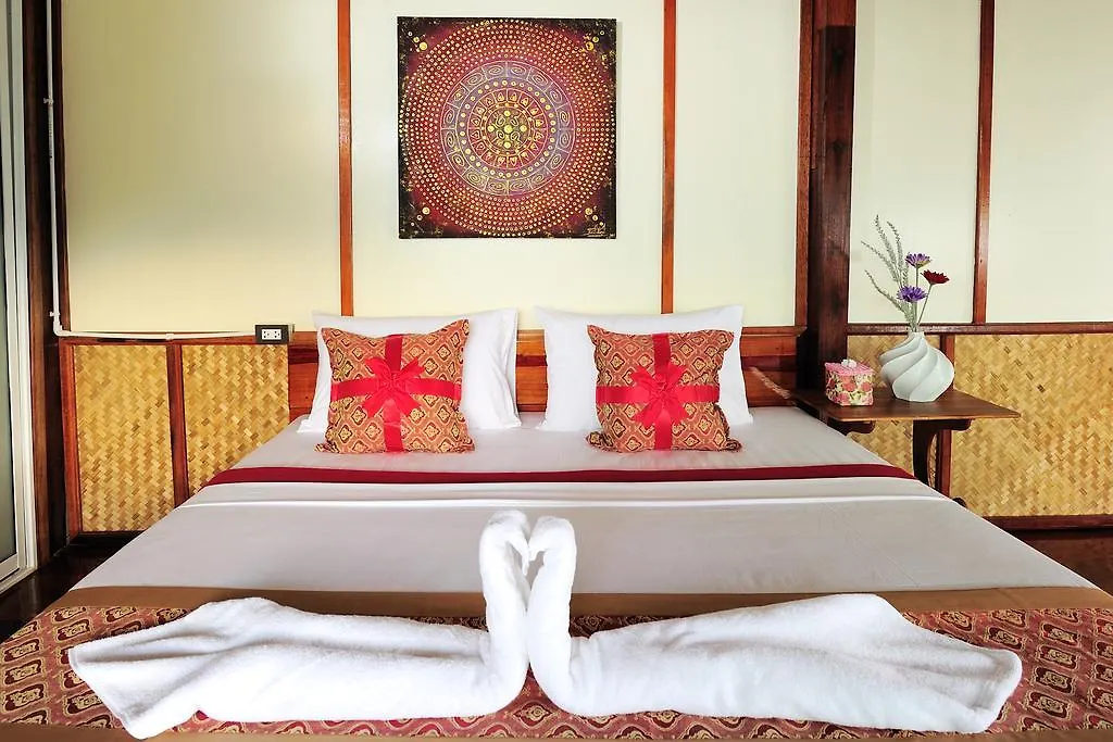 Phuphaya Seaview Resort - Adult Only-1
