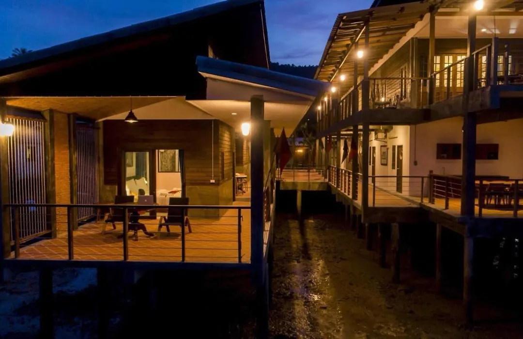 Lanta Harbour-1