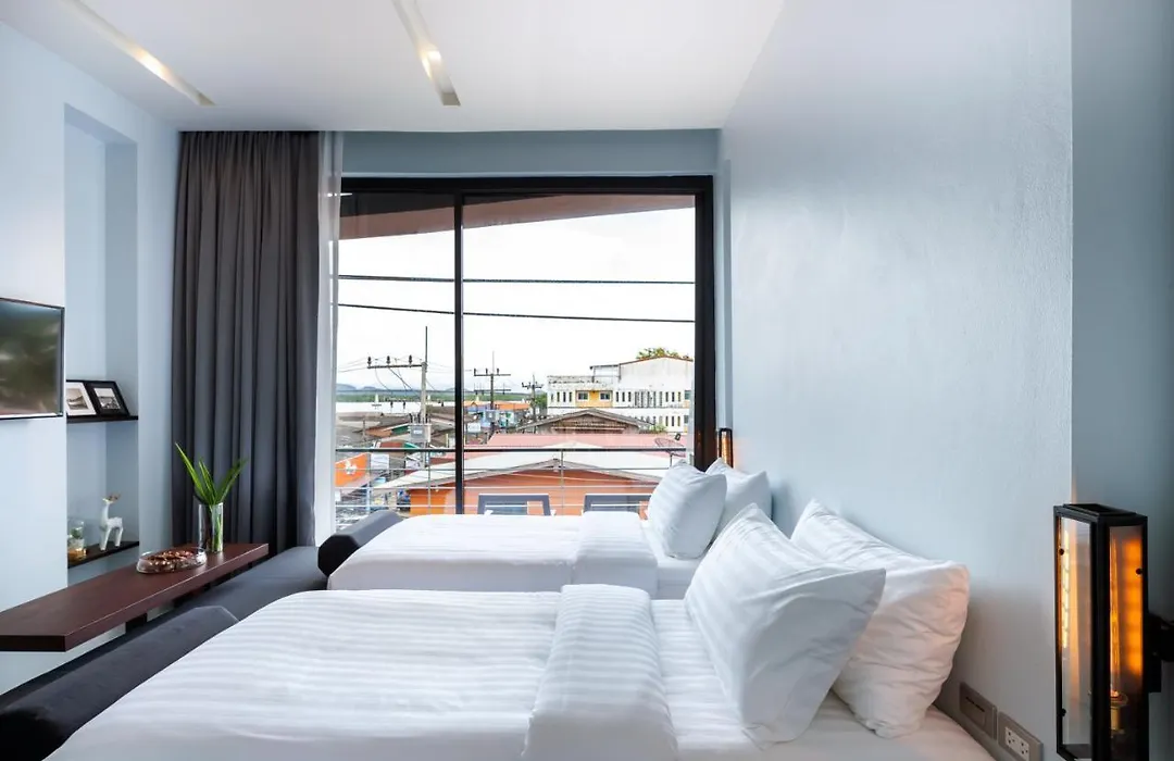 The Hotel Zealonta-1