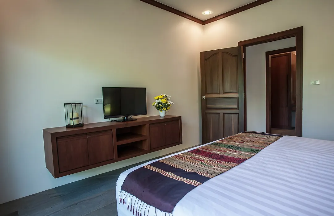 Baan Pinya Holiday Homes-1