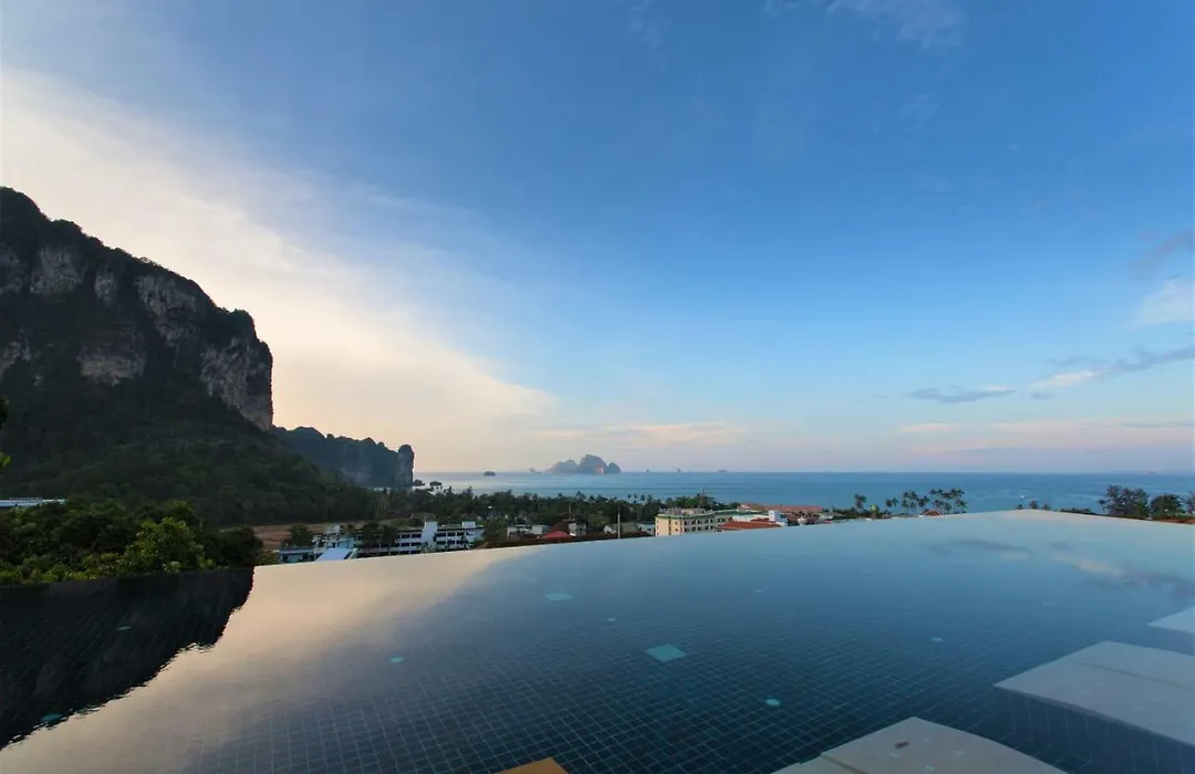 Aonang Cliff Beach Suites & Villas-1