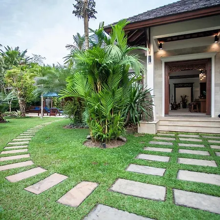 Baan Pinya Balinese Style Pool Villa-2