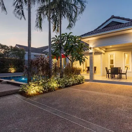 Honeybee Pool Villa Smooth As Silk-3