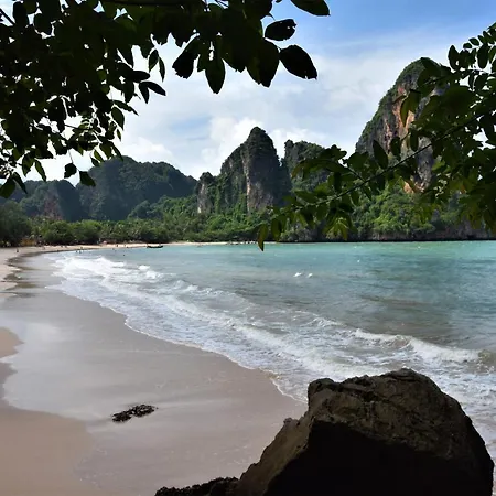 Croisiere Sur Voilier Dans La Baie De Phang Nga-2