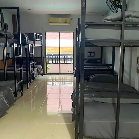 Phi Phi Little Hub-3