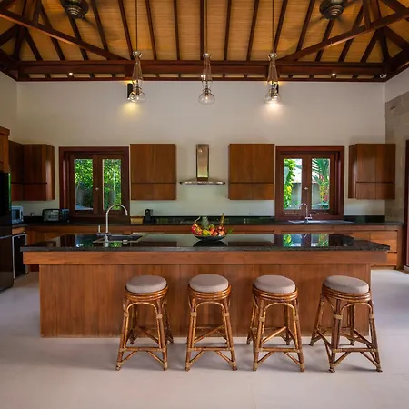 Baan Pinya Balinese Style Pool Villa-3