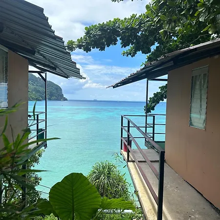 Phi Phi Seaside Bungalow-3