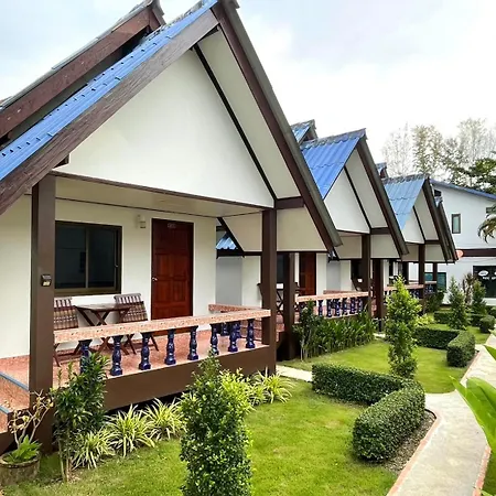 Lanta Arrow House-3