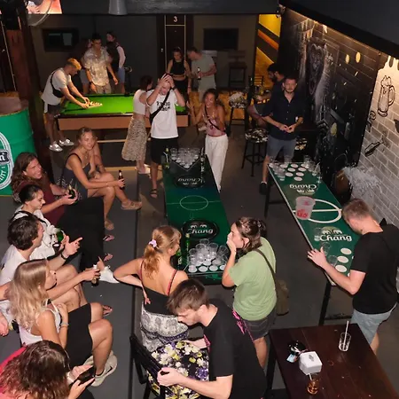 Balcony Party Hostel - 18-40 (Adults Only)-2