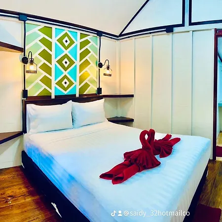 Lanta L.D. Beach Bungalow-3