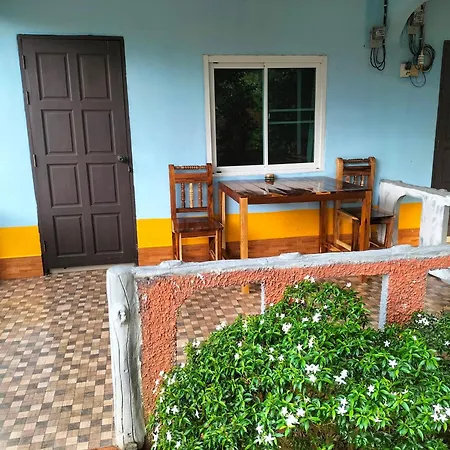 Lanta Blue House-3