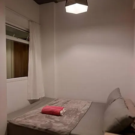 8 Sleeper Street Guesthouse-3