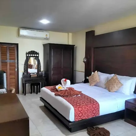 Beach Home Lanta-3