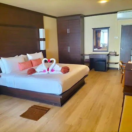 Beach Home Lanta-2